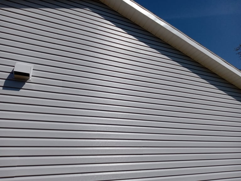 Vinyl Siding cleaning