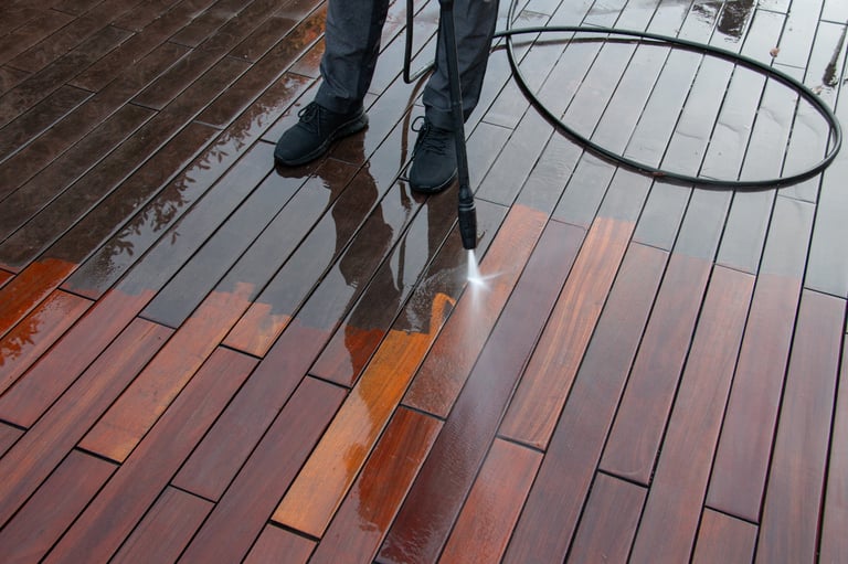 Composite Decking cleaning service