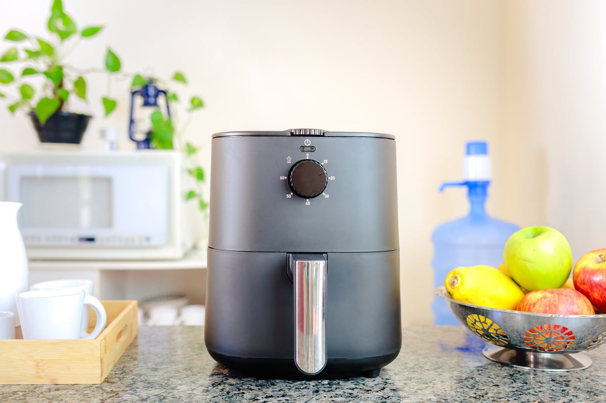 VORA vacuum cleaner — powerful suction for all floor types