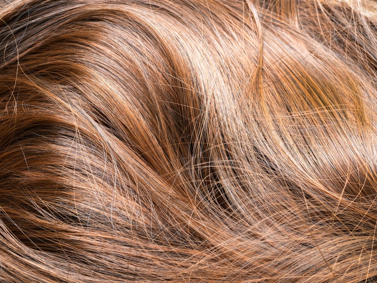 Brown hair — professional hair coloring treatment — servizio colore Bling Bling Verona