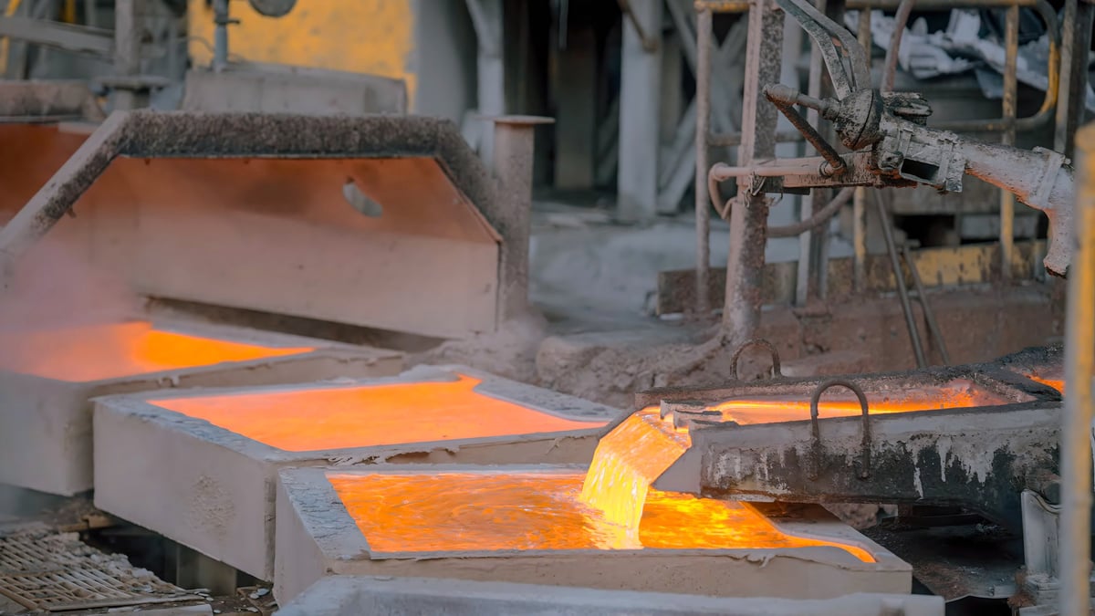 Copper ore processing and cathodes