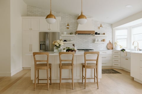Modern farmhouse kitchen with bright interior — CN Electrical kitchen renovation electrical in Chilliwack, BC
