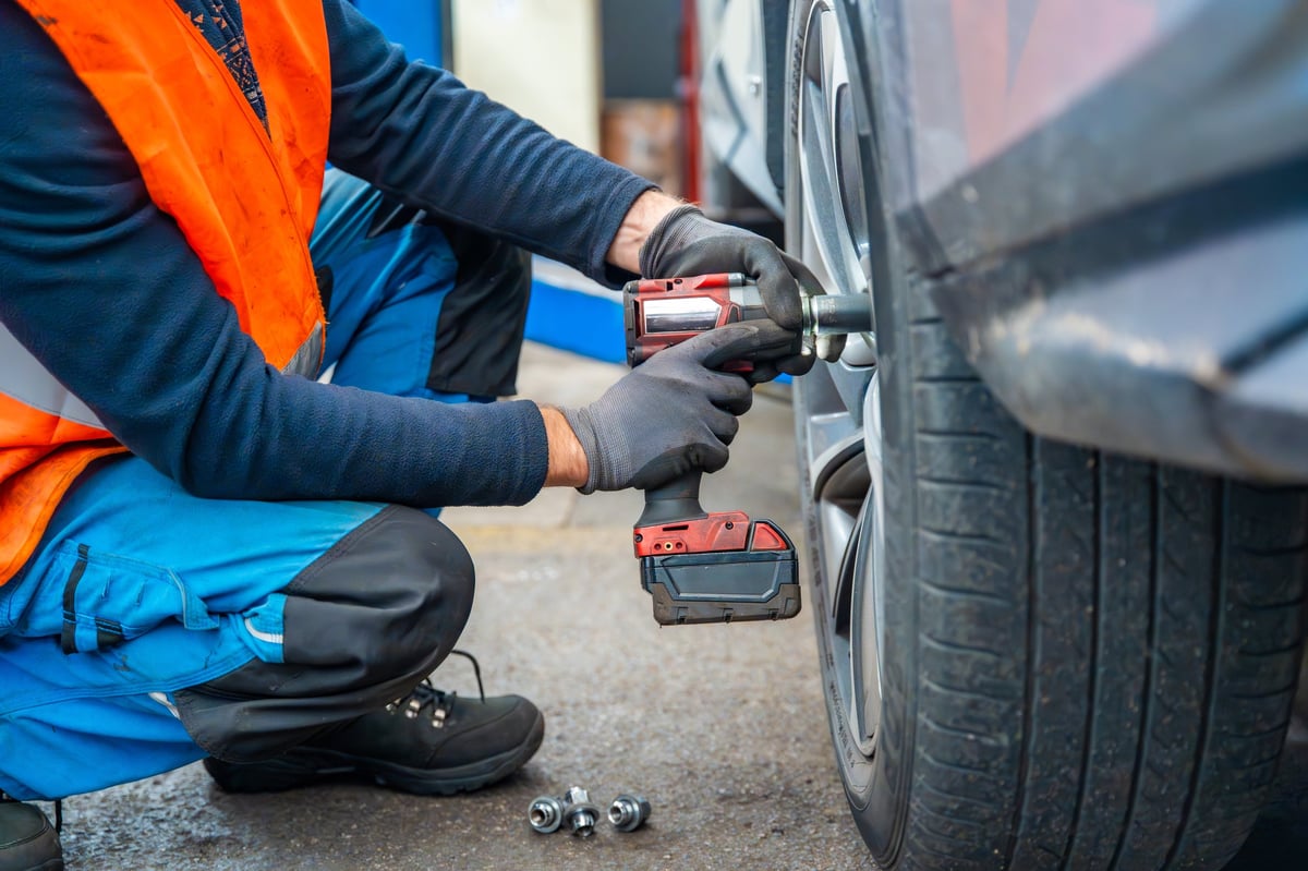 Mobile tire service