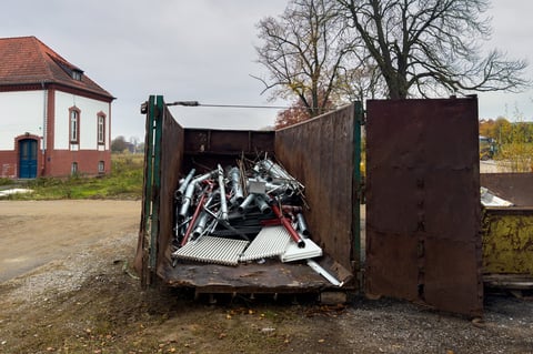 Schrottcontainer