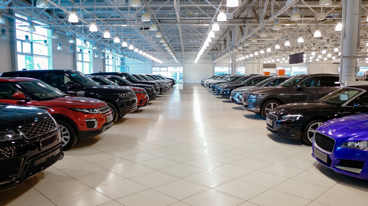 Commercial polished concrete showroom Kansas City — Titan Surface Group