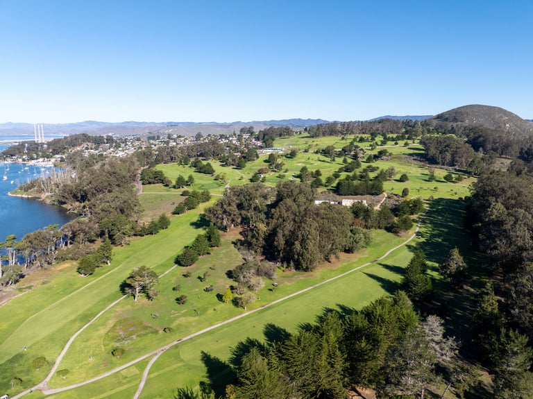 Scenic Irish golf course surrounded by natural beauty
