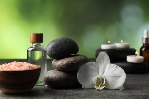 Massagem com Pedras Quentes