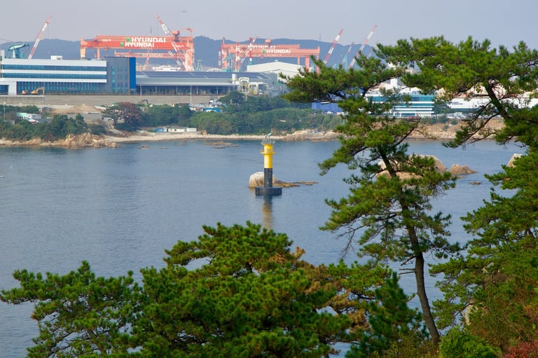 Ulsan — Hyundai Heavy Industries සහ දැවැන්ත නැව් තැනීමේ කර්මාන්ත ශාල