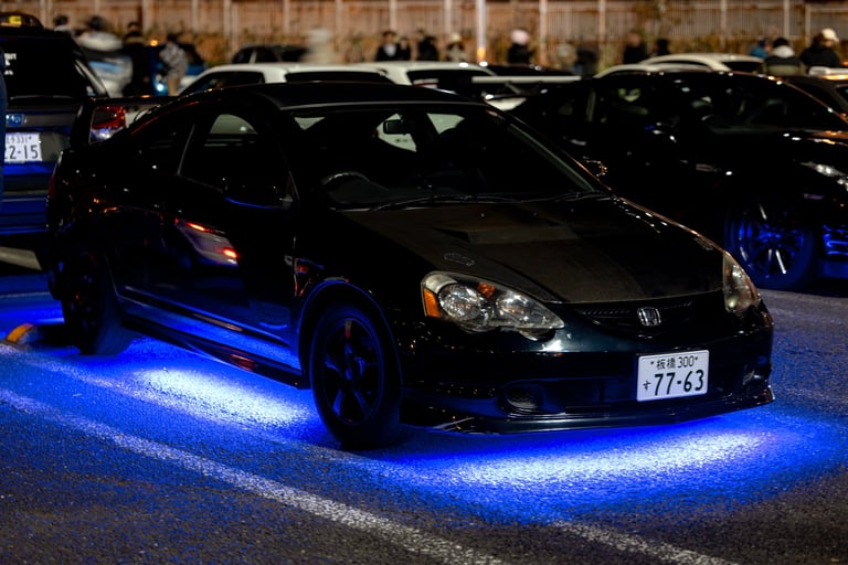 Modified Japanese sports cars at Daikoku — community of car enthusiasts