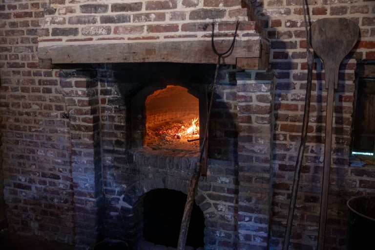 Horno Base Space con mueble integrado y brasas encendidas