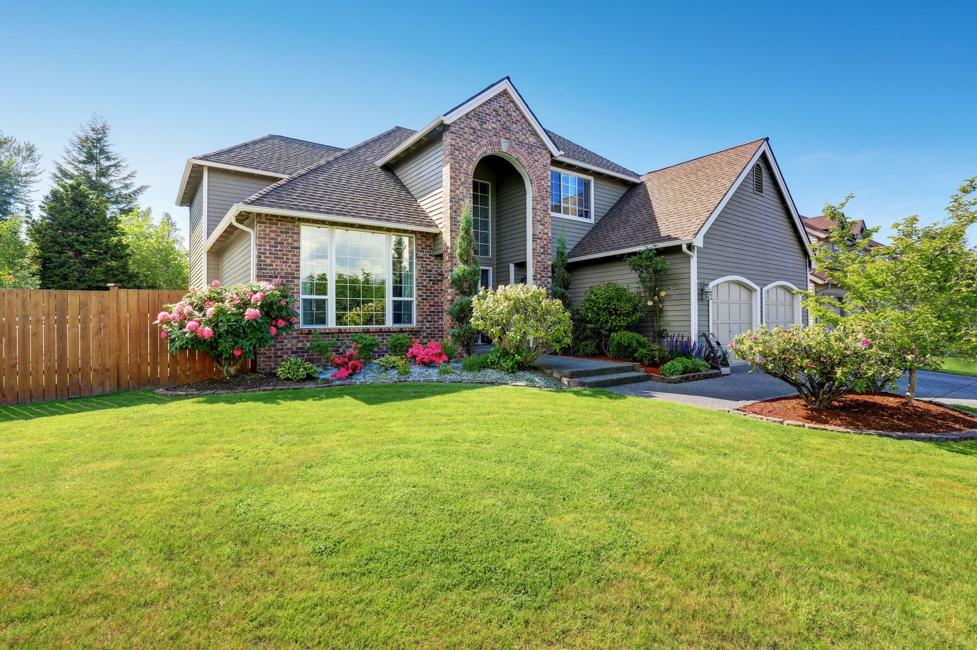 Welcoming residential home with well-kept garden