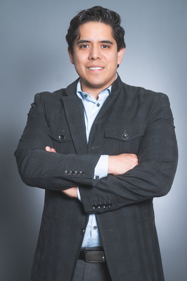 Dr. Omar Serrano Villamayor — Especialista en Oncología Médica y Torácica