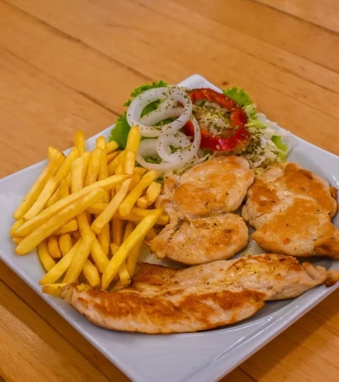 Pileći Steak — 960 RSD