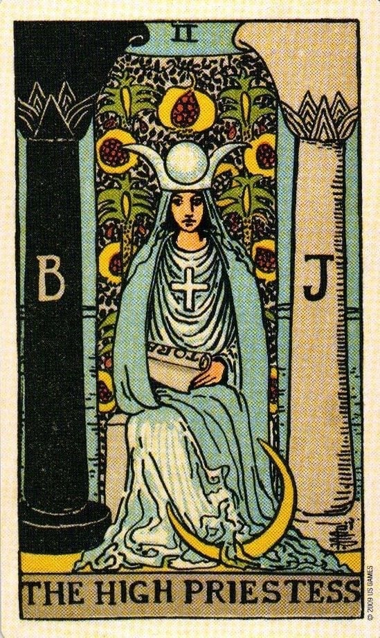 Carta de Tarot LA SUMA SACERDOTISA