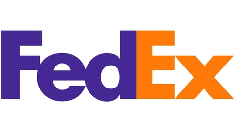 Logo oficial de FedEx con texto morado y naranja sobre fondo blanco