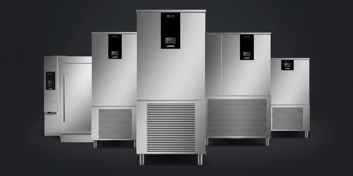 Gama completa de abatidores de temperatura LAINOX Zoom y Neo sobre fondo oscuro