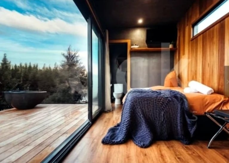 MADE-TO-ORDER GARDEN BEDROOM & GUEST SUITE