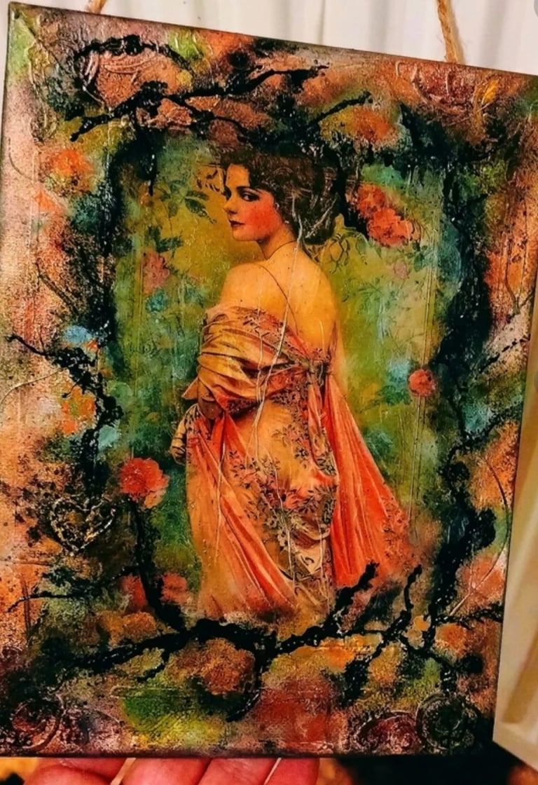 Madame Rose – Premium Art Painting | Upcycling | Mixed Media