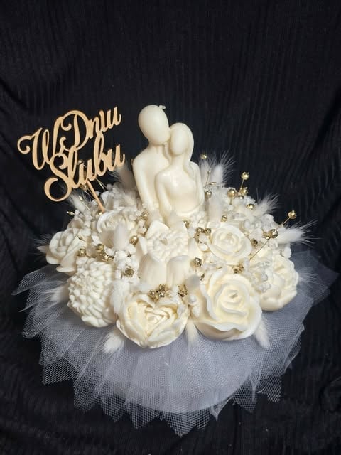 W Dniu Ślubu – Biała Elegancja