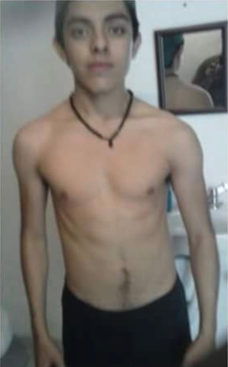 Ra antes de su transformación — físico fuera de forma, sin propósito