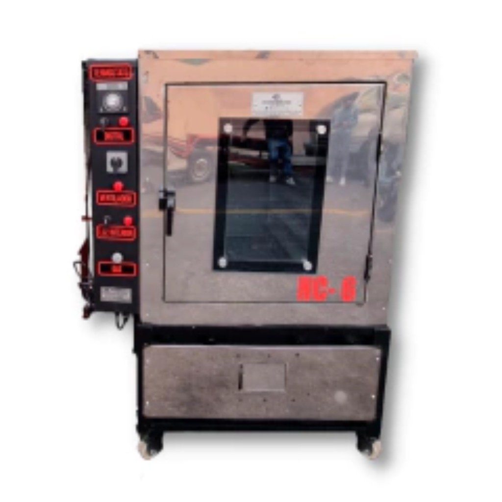 Horno de convección estático con panel de control rojo a la izquierda, puerta de vidrio refractario y base con ruedas — Horno de Convección Estático modelo Brillante Economirugo