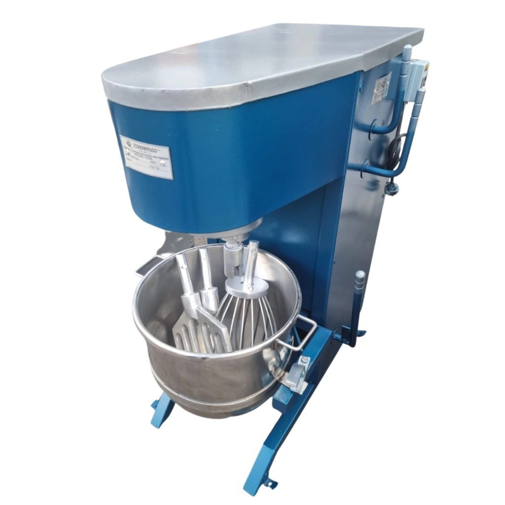 Batidora profesional de 30 litros de línea con acabado laminado, cazo de acero inoxidable y tres aditamentos — Batidora 30L Laminada de Línea Economirugo