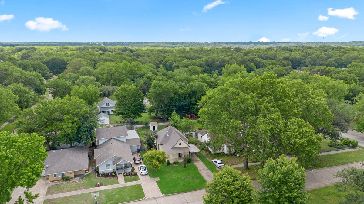 Single-Family Home — 2BR/1BA photo 1