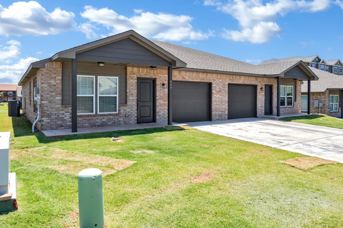 Luxury Stillwater —2BR/2BA (Larger) photo 2