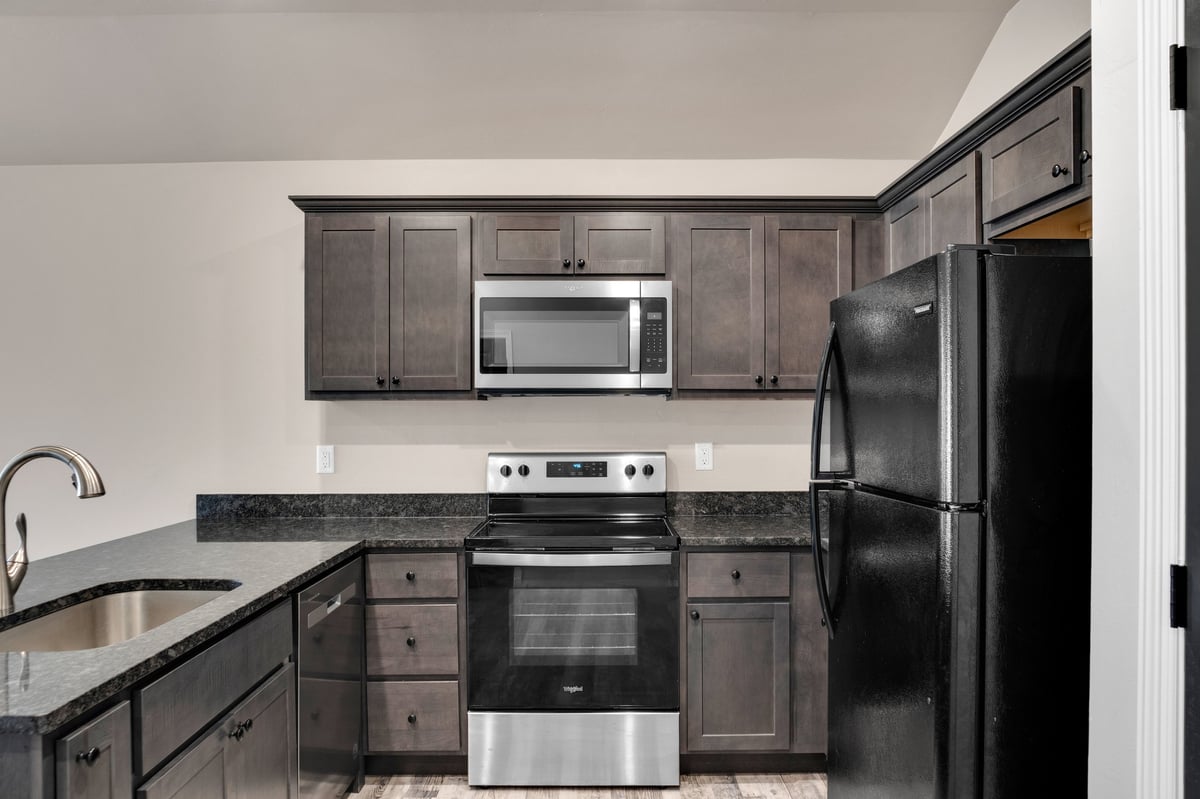 Luxury Stillwater —2BR/2BA (Larger) photo 3