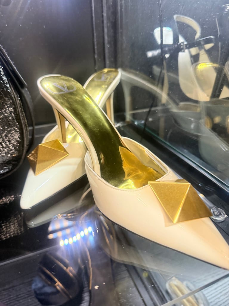 Cream Valentino Shoe 39