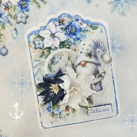 Decorative gift tag featuring a gnome with blue and white flowers, leaves, and Cicha noc text on floral background