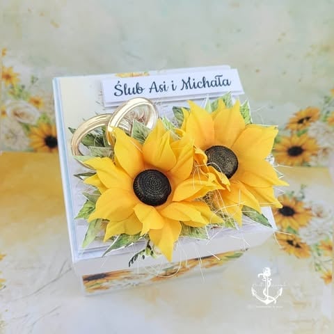 Wedding ring holder card with yellow sunflowers and text Stub Asi i Michata on decorative background